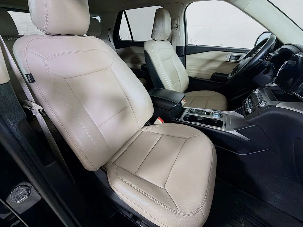 Used 2020 Black Ford XLT image 25