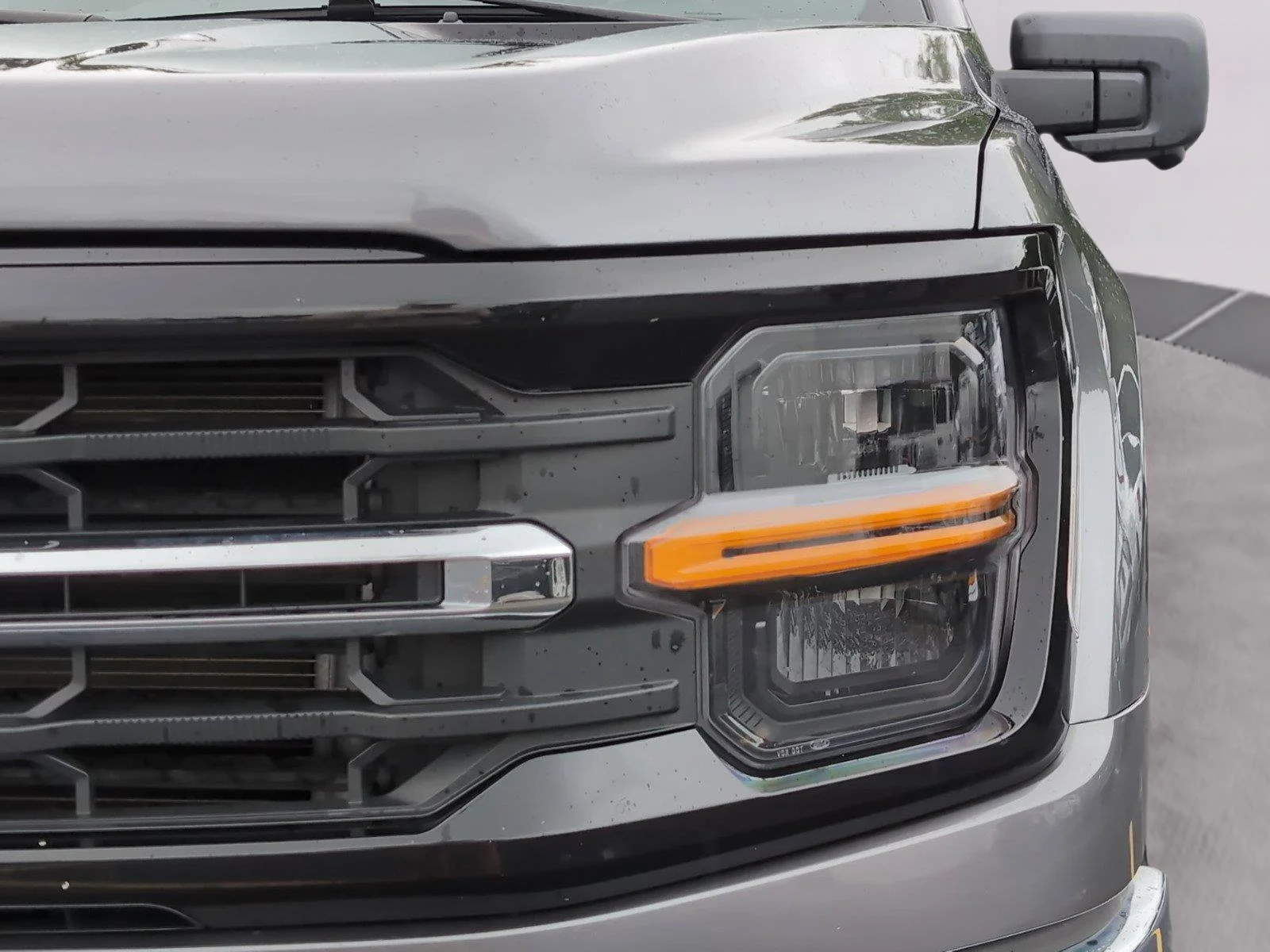 Used 2024 Carbonized Gray Ford XLT image 34