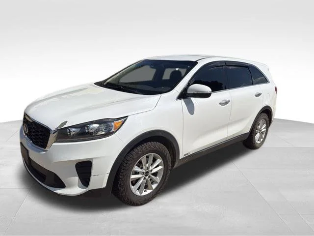 Used 2019 White Kia LX image 9