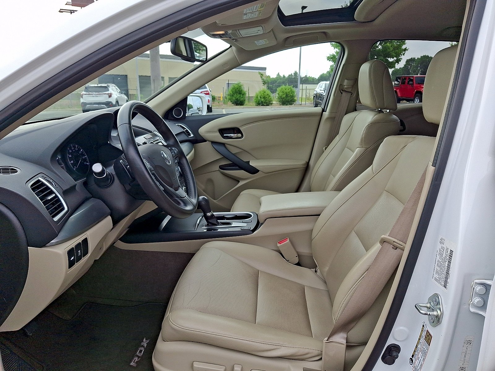 Used 2017 Crystal Black Pearl Acura Technology Package image 13