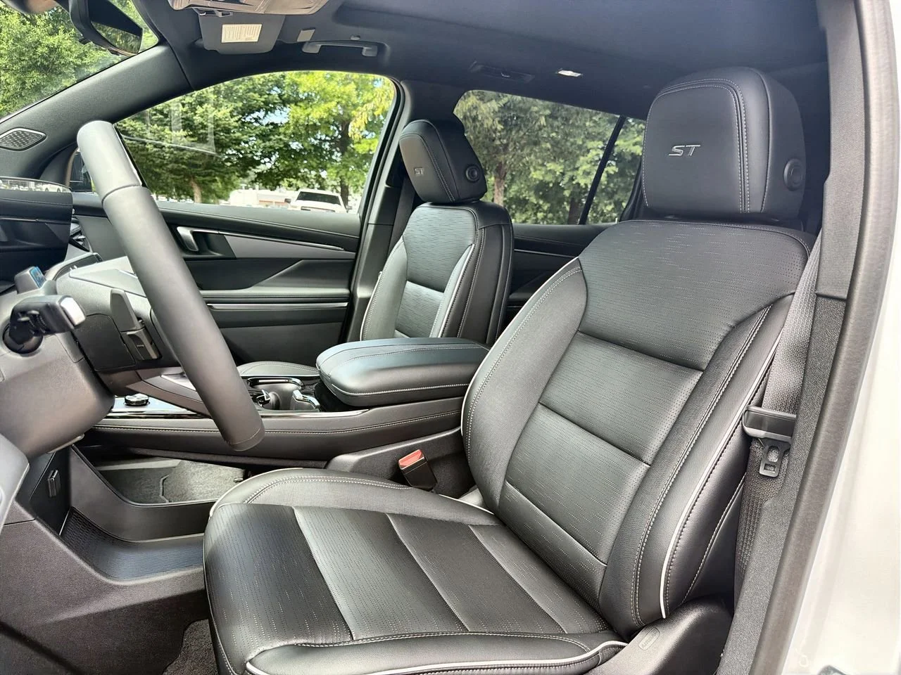 New 2026 Summit White Buick Sport Touring image 16