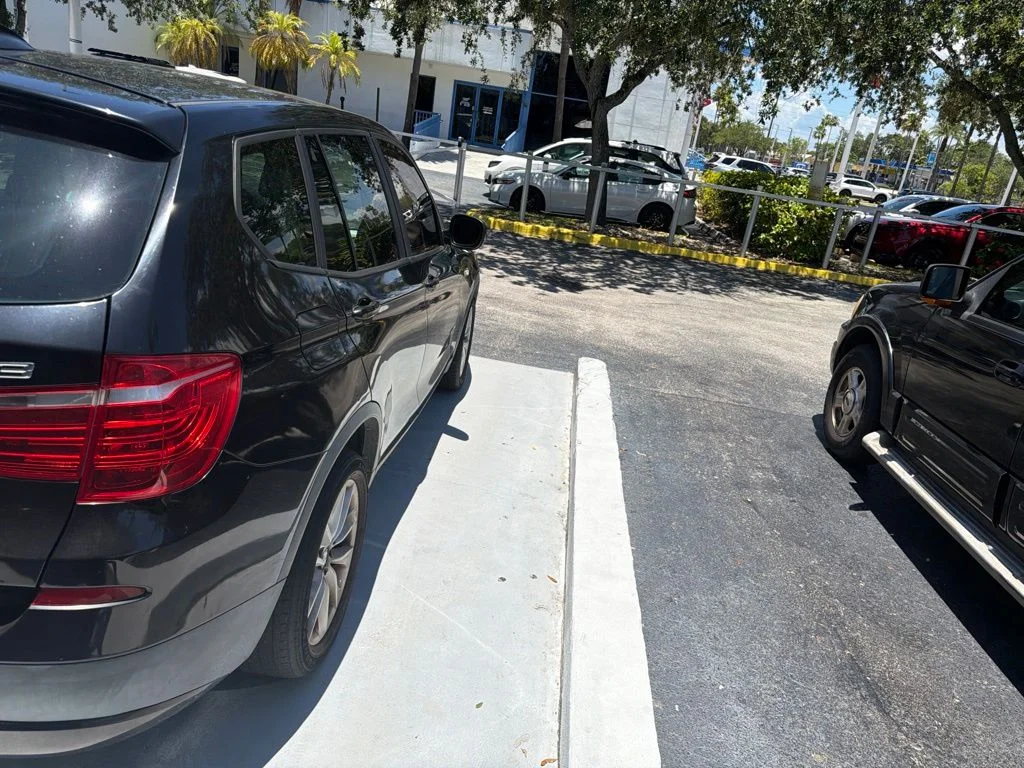 Used 2014 Black BMW xDrive28i image 5