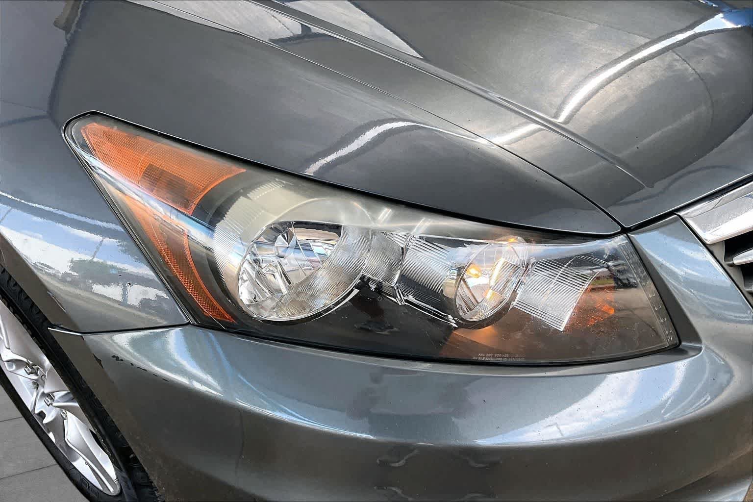 Used 2012 Polished Metal Metallic Honda LX Premium image 26