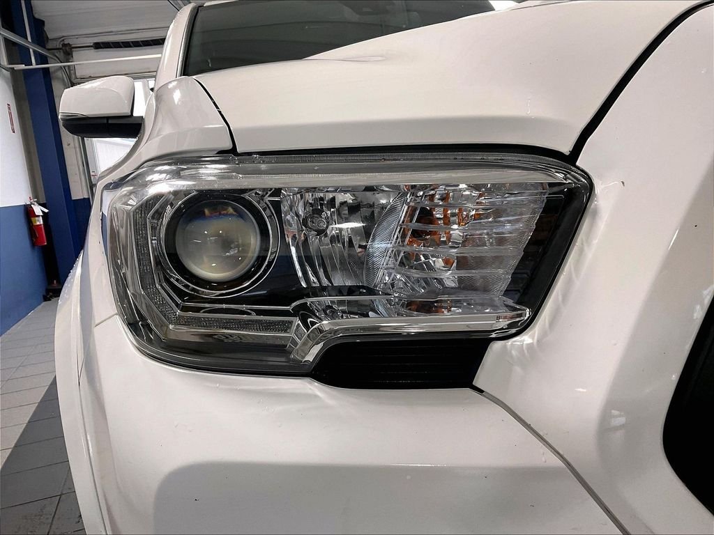 Used 2022 White Toyota TRD Sport image 33