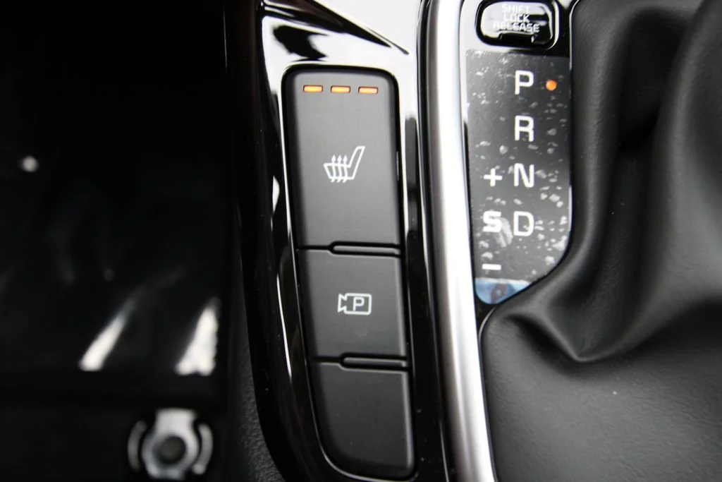 New 2026 Pluton Blue / Black Roof Kia S image 26