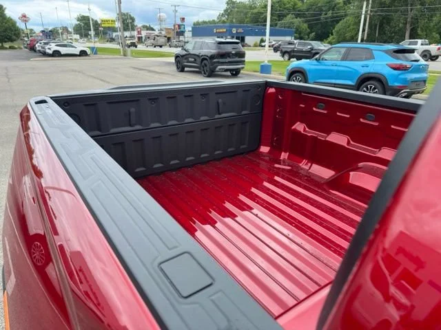 2026 GMC Canyon AT4 - Photo 14