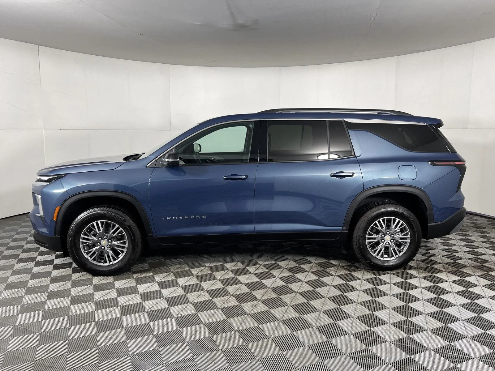 New 2026 Lakeshore Blue Metallic Chevrolet LT image 34