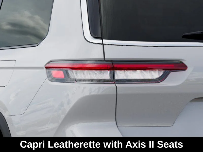 New 2026 Bright White Clear-Coat Exterior Paint Jeep Limited image 10