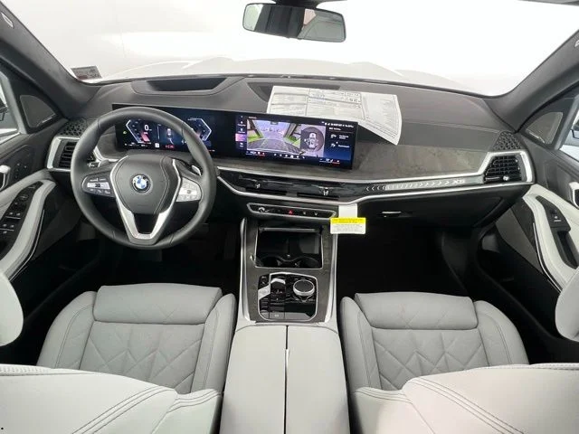 New 2026 Alpine White BMW sDrive40i image 37