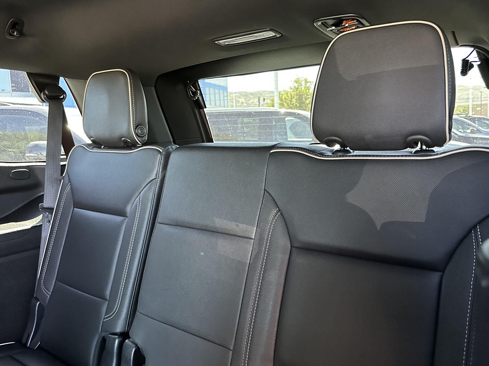 2023 GMC Yukon SLT - Photo 27