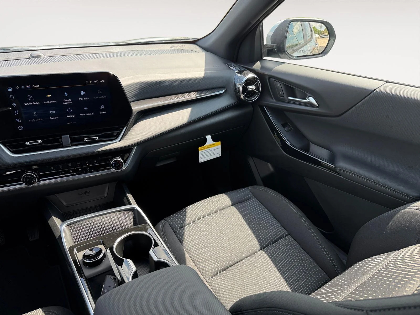 2027 Chevrolet Equinox LT - Photo 12