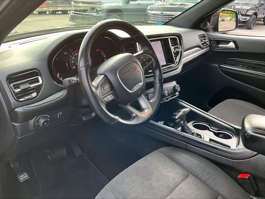 Used 2022 Gray Dodge SXT image 8