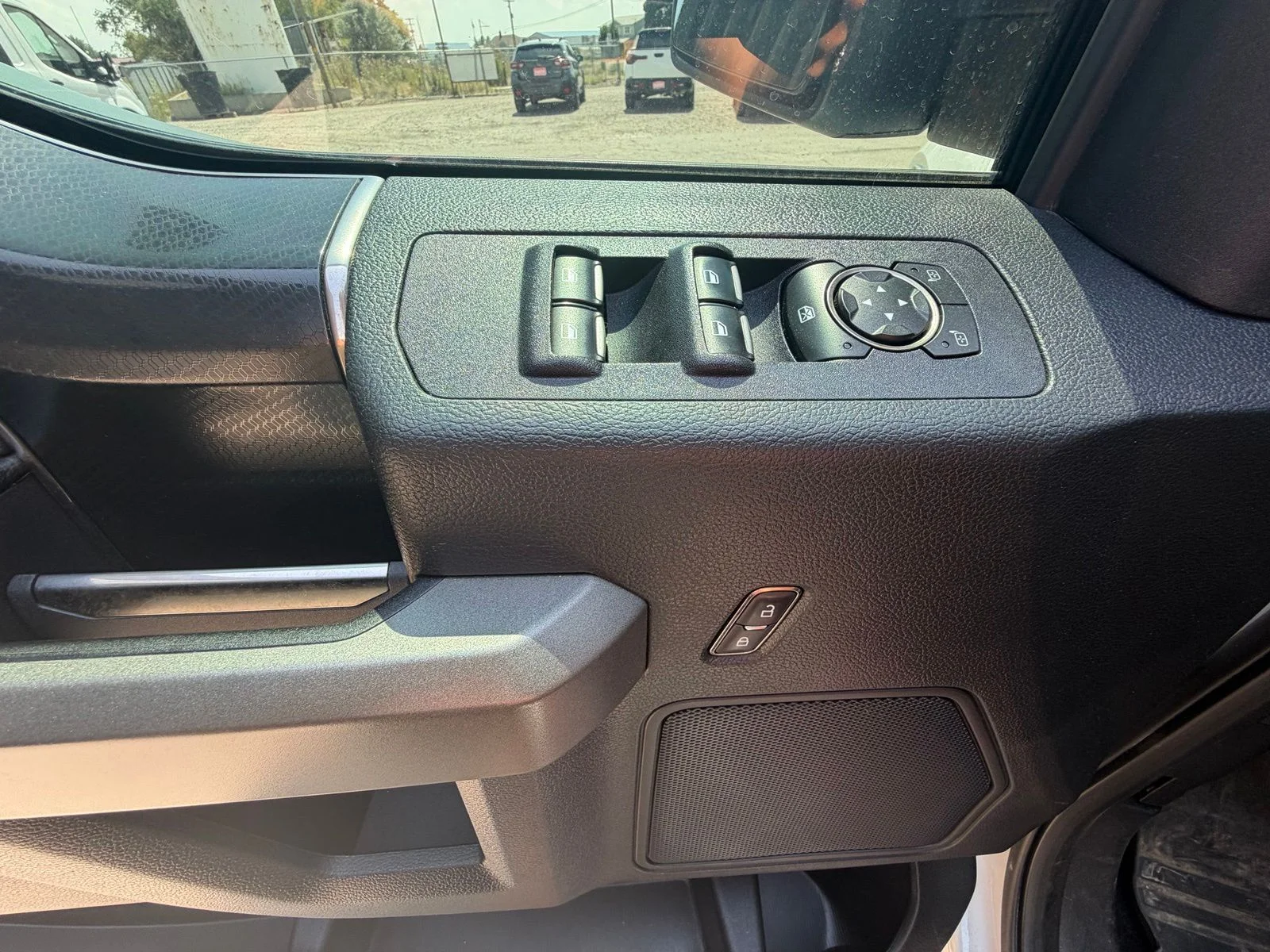 Used 2018 White Ford Raptor image 11