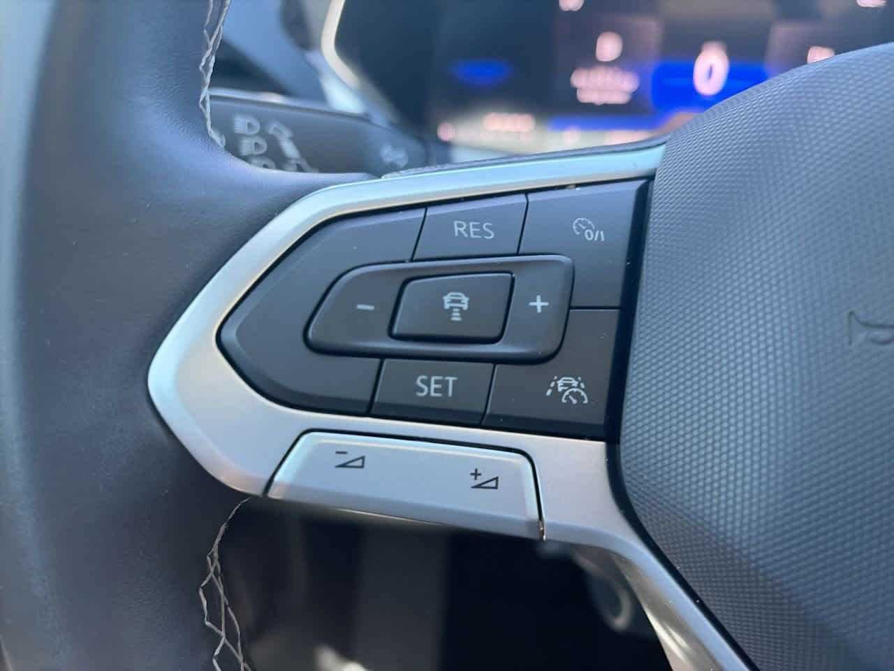 2024 Volkswagen Taos SE - Photo 25