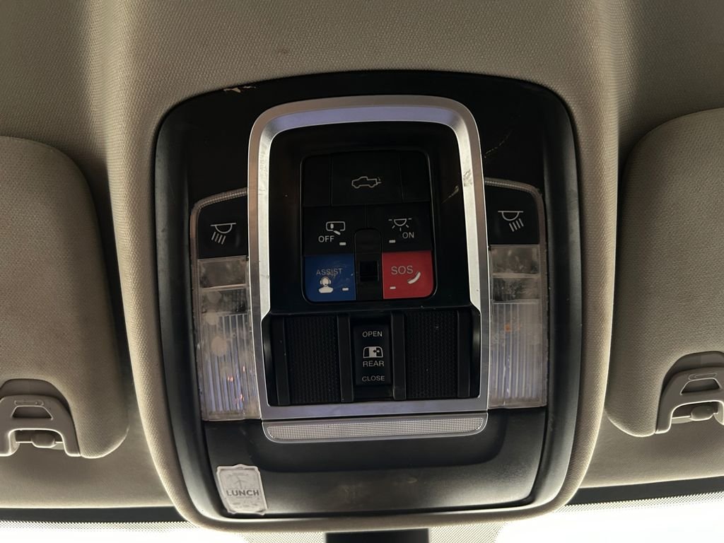 Used 2024 Silver Ram Laramie image 29