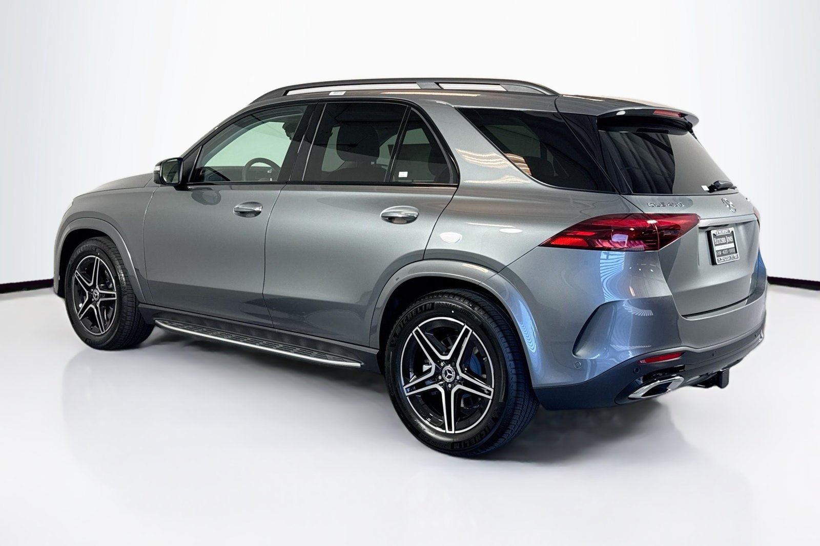New 2026 Selenite Grey Metallic Mercedes-Benz GLE 450 image 7
