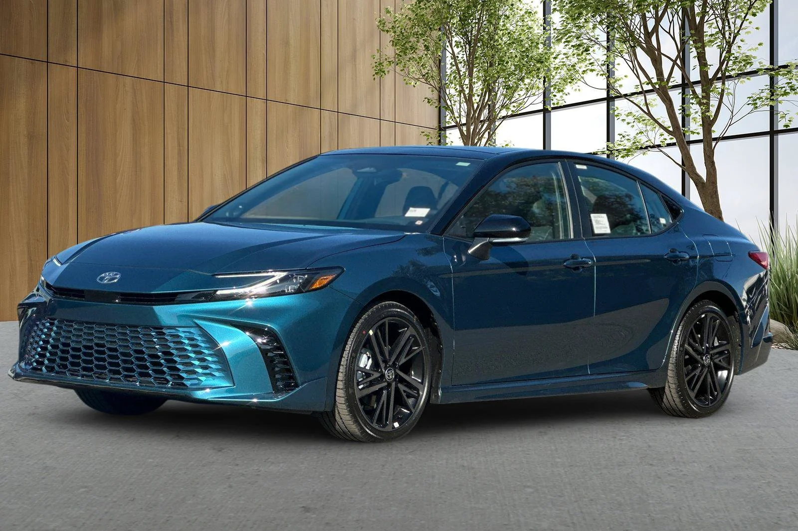 New 2026 Ocean Gem with Midnight Black Metallic roof Toyota XSE image 8