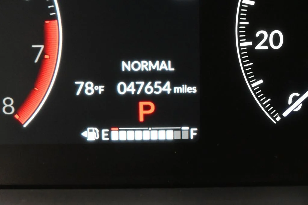 Used 2025 White Honda EX-L image 35