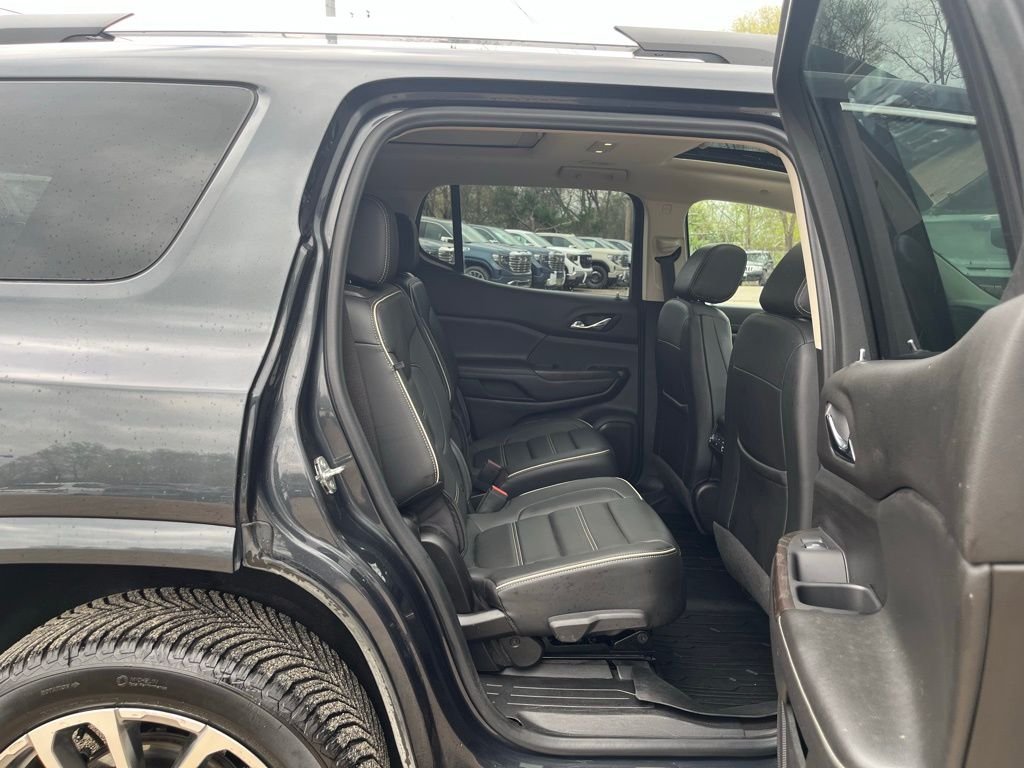 Used 2022 Hunter Green GMC Denali image 39