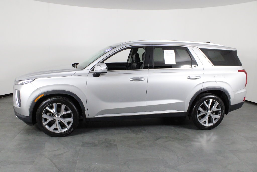 Certified Used 2022 Silver Hyundai SEL image 15