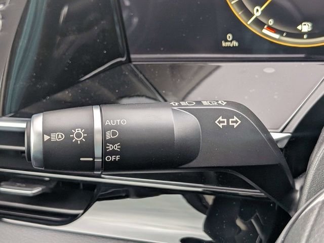 New 2026 BLACK OBSIDIAN INFINITI Luxe 2WD image 27