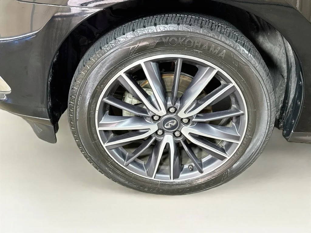 Used 2018 Black INFINITI  image 44