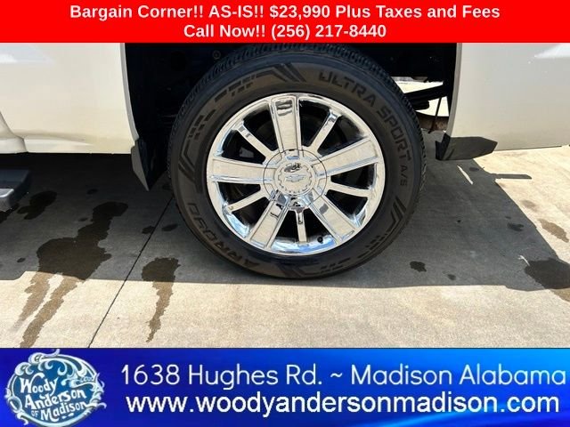 Used 2014 White Chevrolet High Country image 6