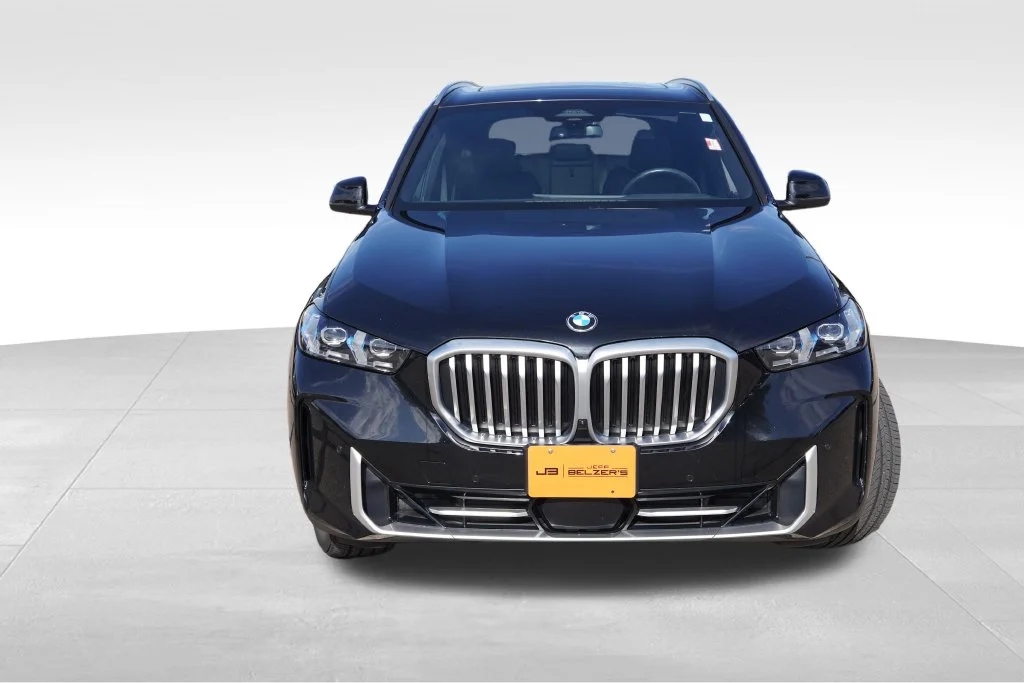 Used 2026 Black Sapphire Metallic BMW xDrive40i image 12