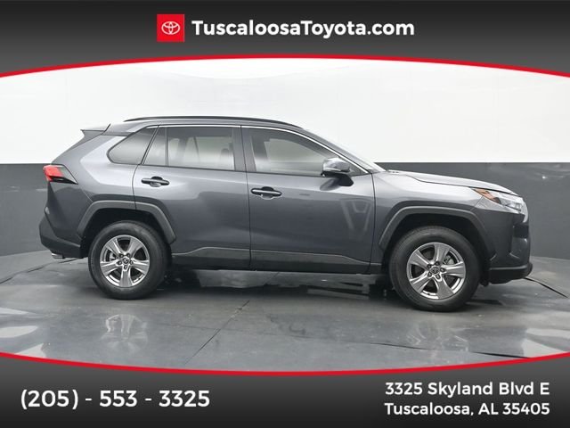 2023 Toyota RAV4 XLE FWD's photo