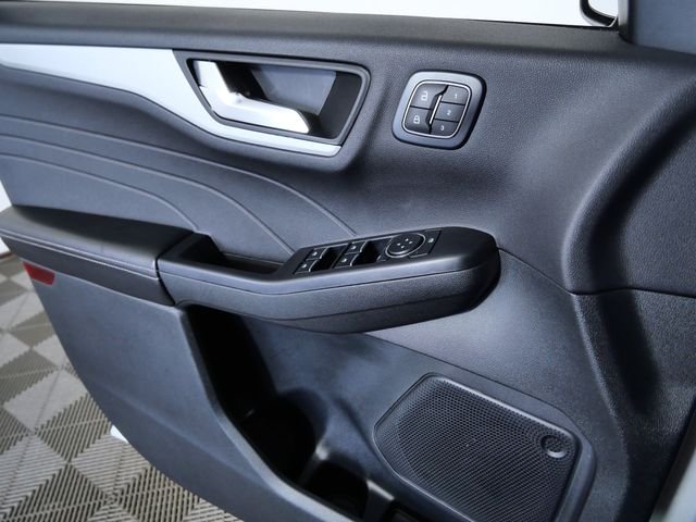 Certified Used 2025 Silver Ford Platinum image 29