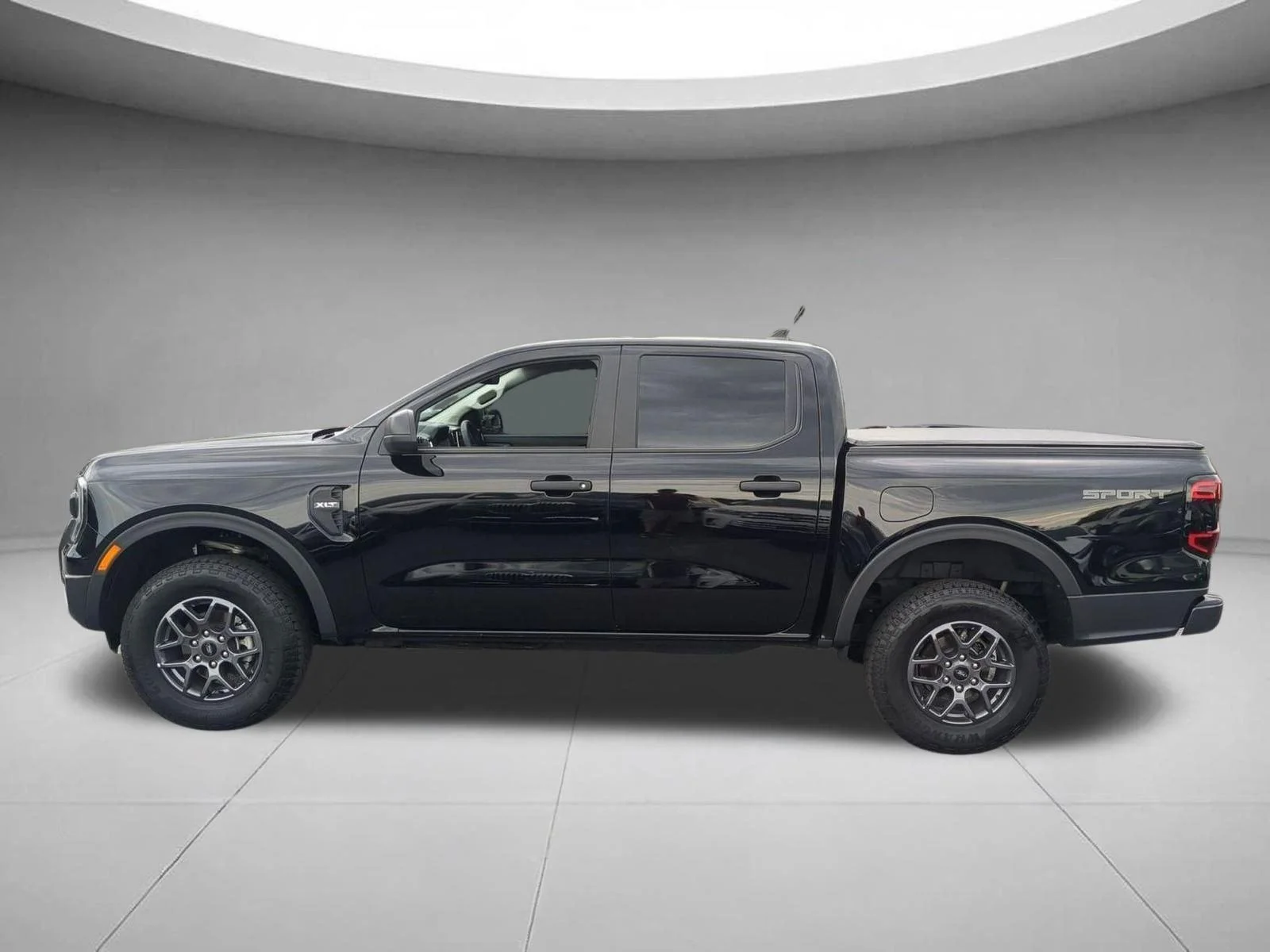 Used 2025 Shadow Black Ford XLT image 2