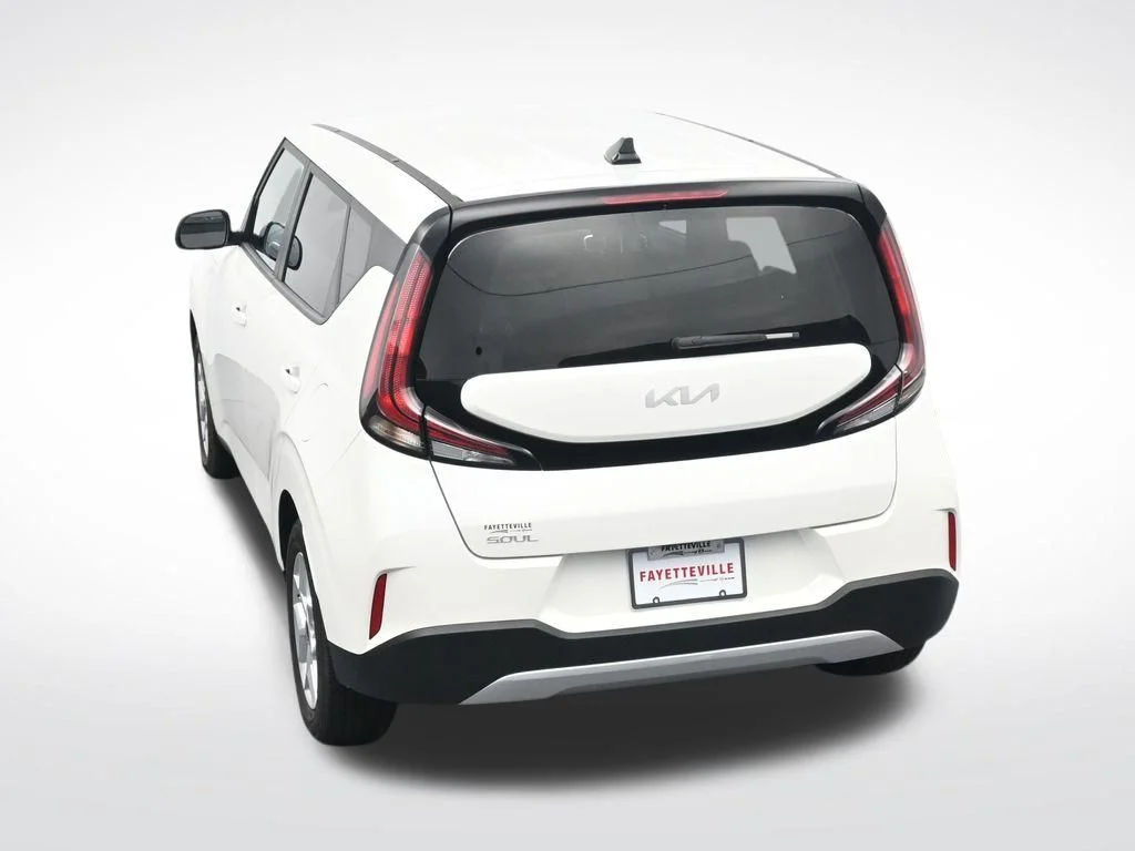 Used 2025 White Kia LX image 28