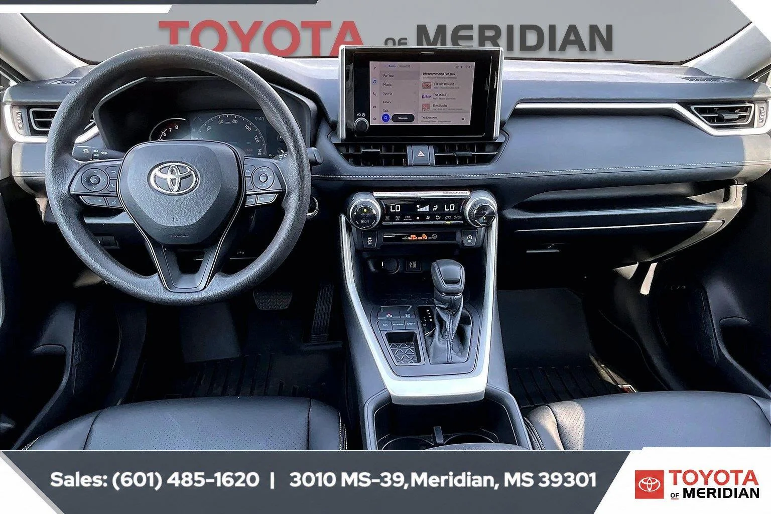 Used 2024 Ice Cap Toyota XLE image 13