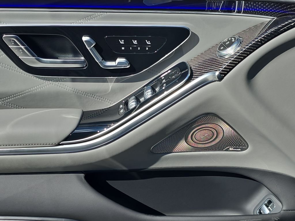 Used 2026  Mercedes-Benz S 63 E AMG® image 32