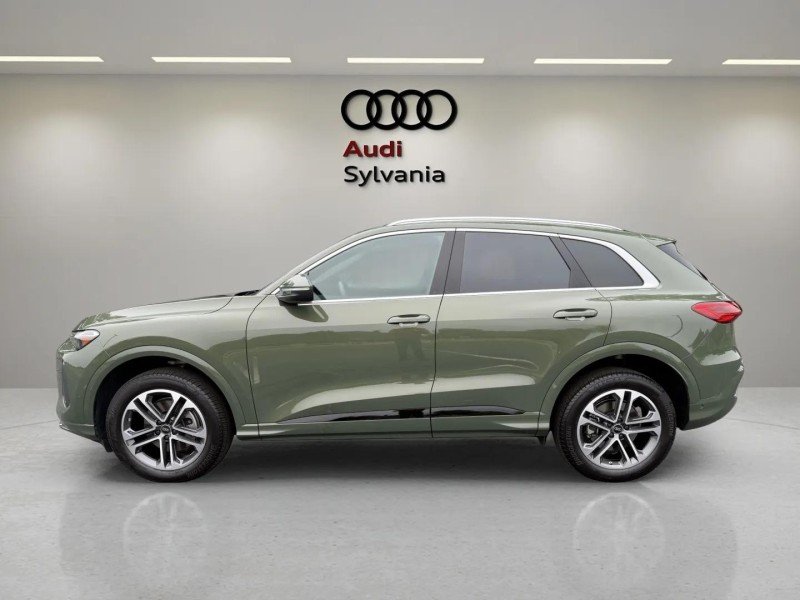 Certified Used 2025 District Green Metallic Audi Premium image 5