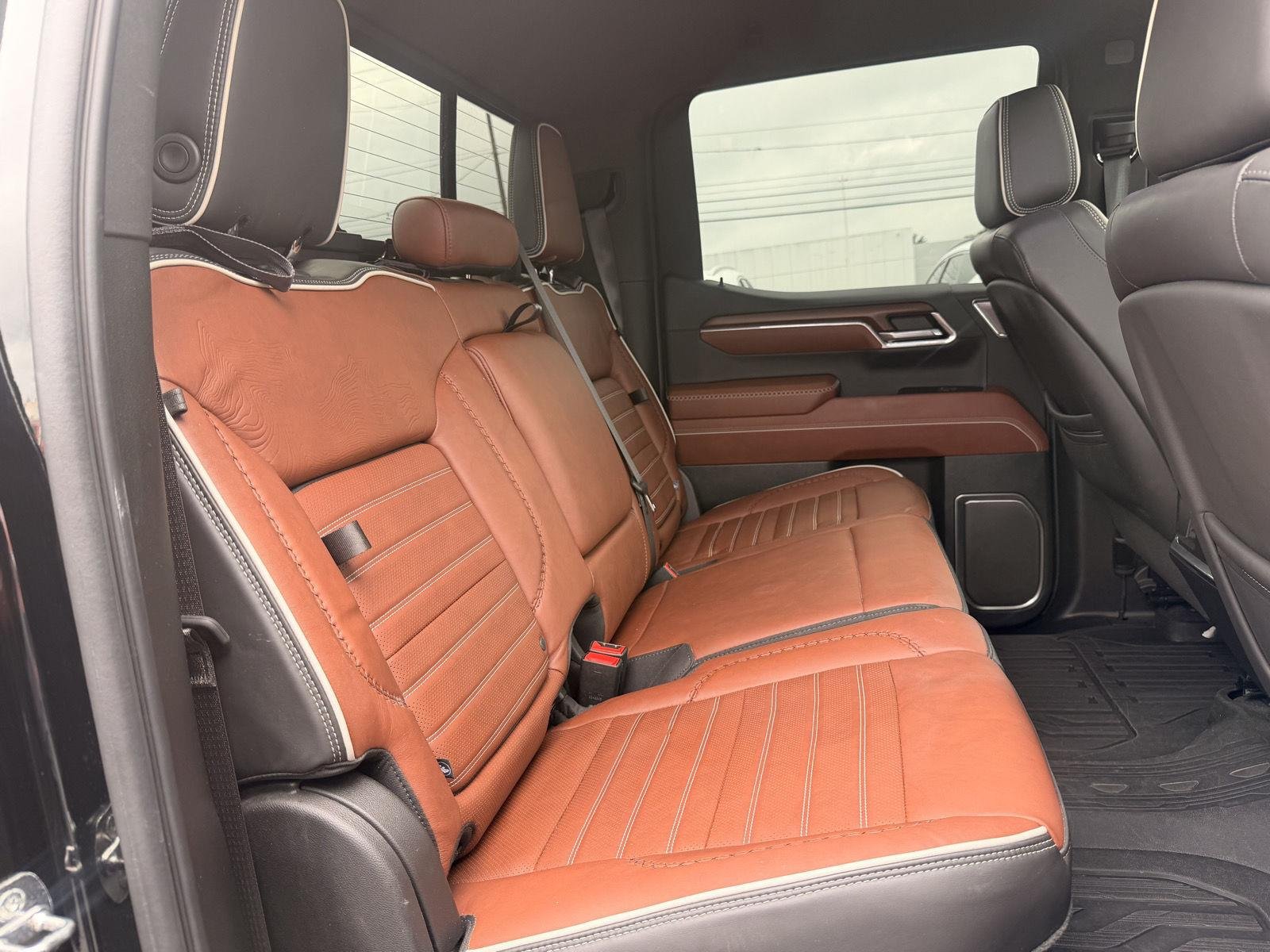 Used 2023 Onyx Black GMC Denali Ultimate image 21