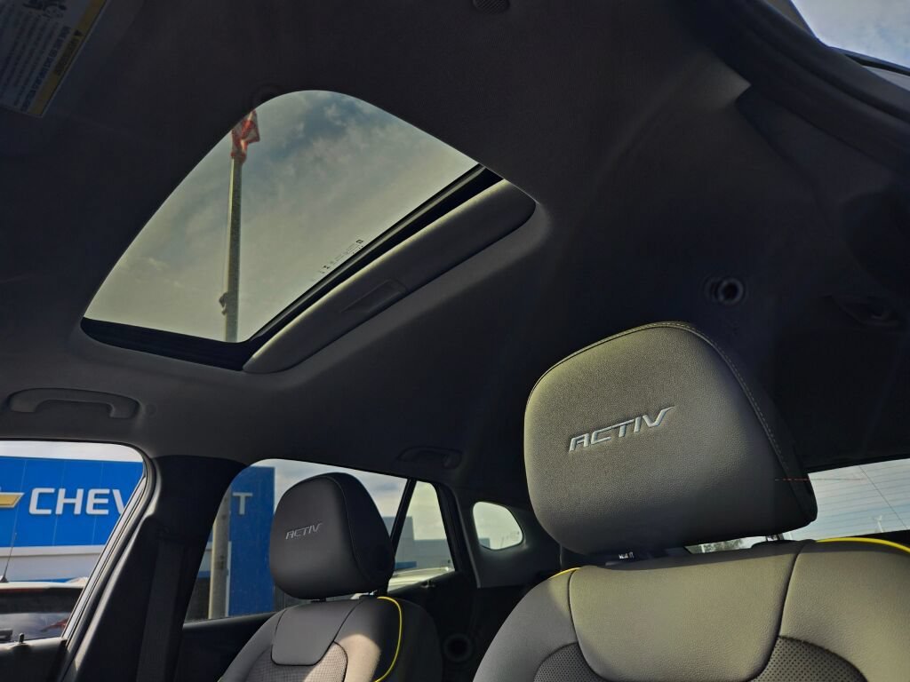 2026 Chevrolet Trax LT - Photo 18