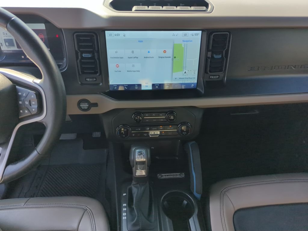 Used 2022 Green Ford Wildtrak image 23