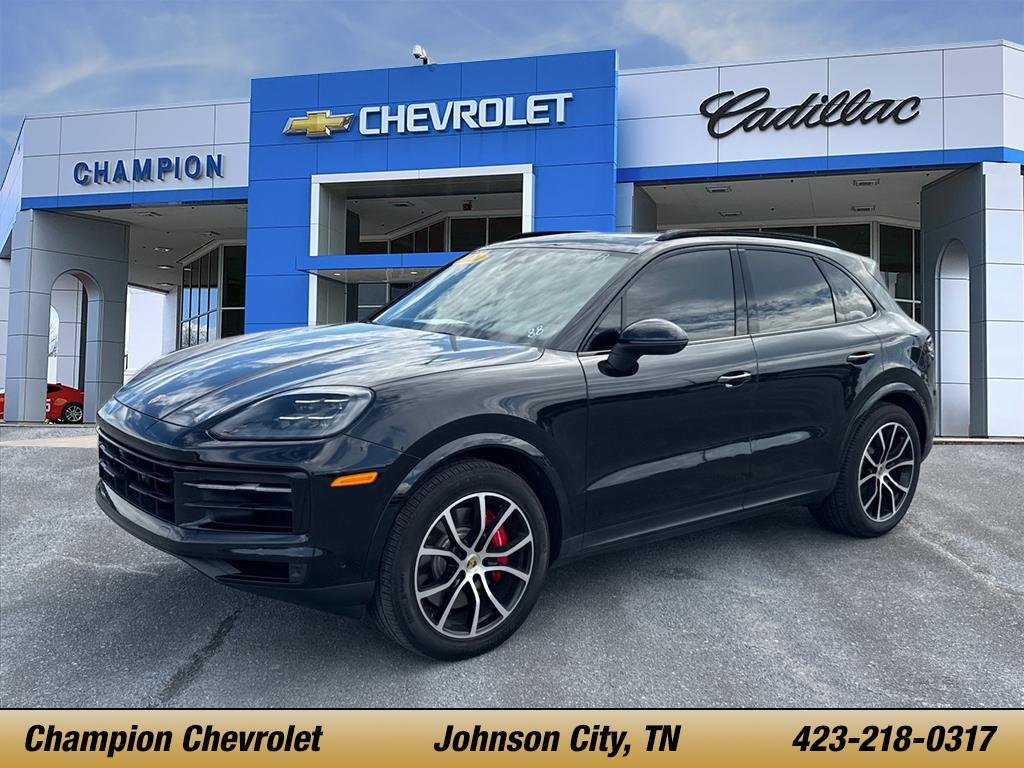 2024 Porsche Cayenne S