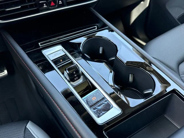 New 2026 Opal White Pearl Volkswagen 2.0T Peak Edition image 35