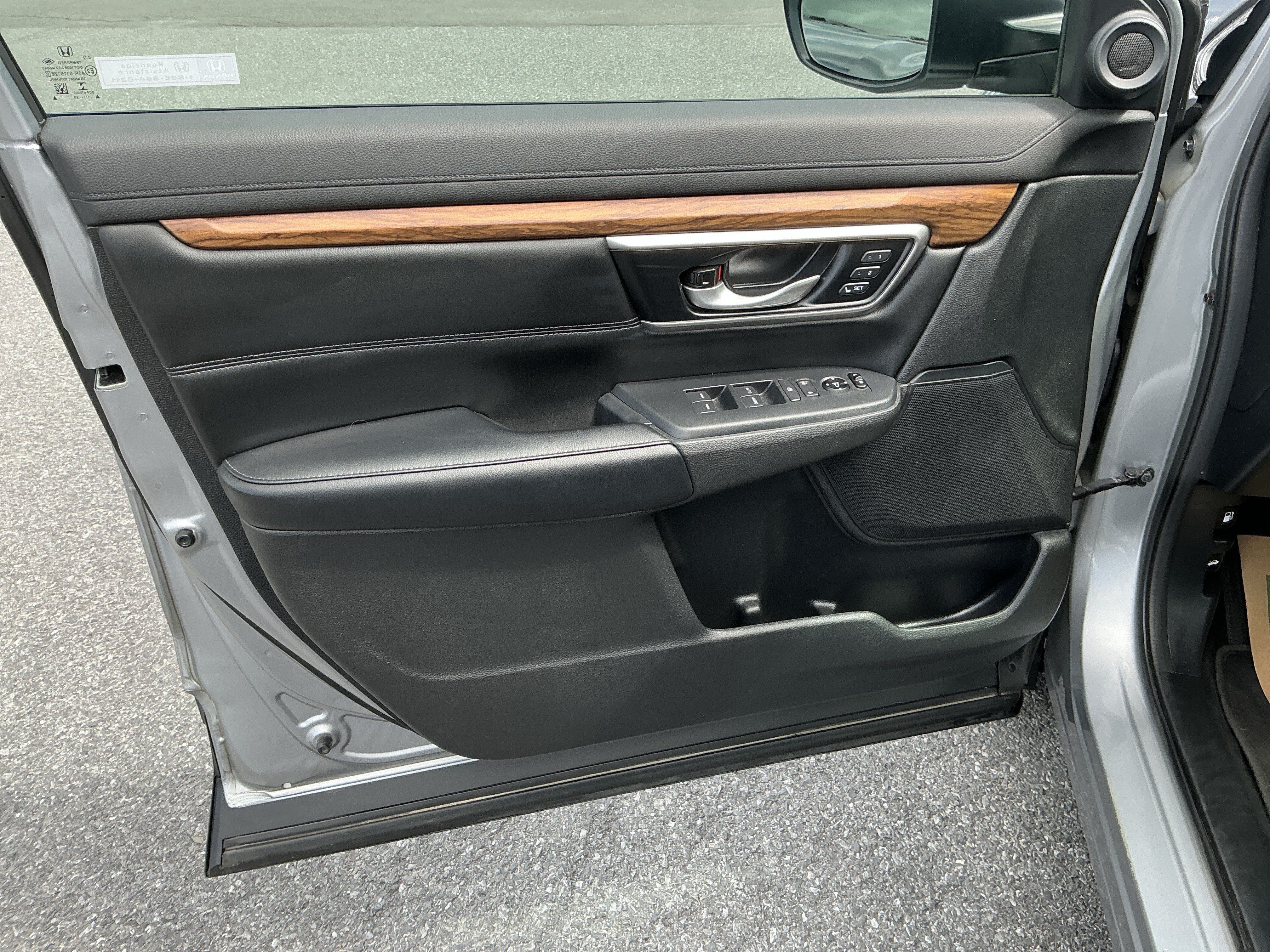 Used 2020 Lunar Silver Metallic Honda EX-L image 28