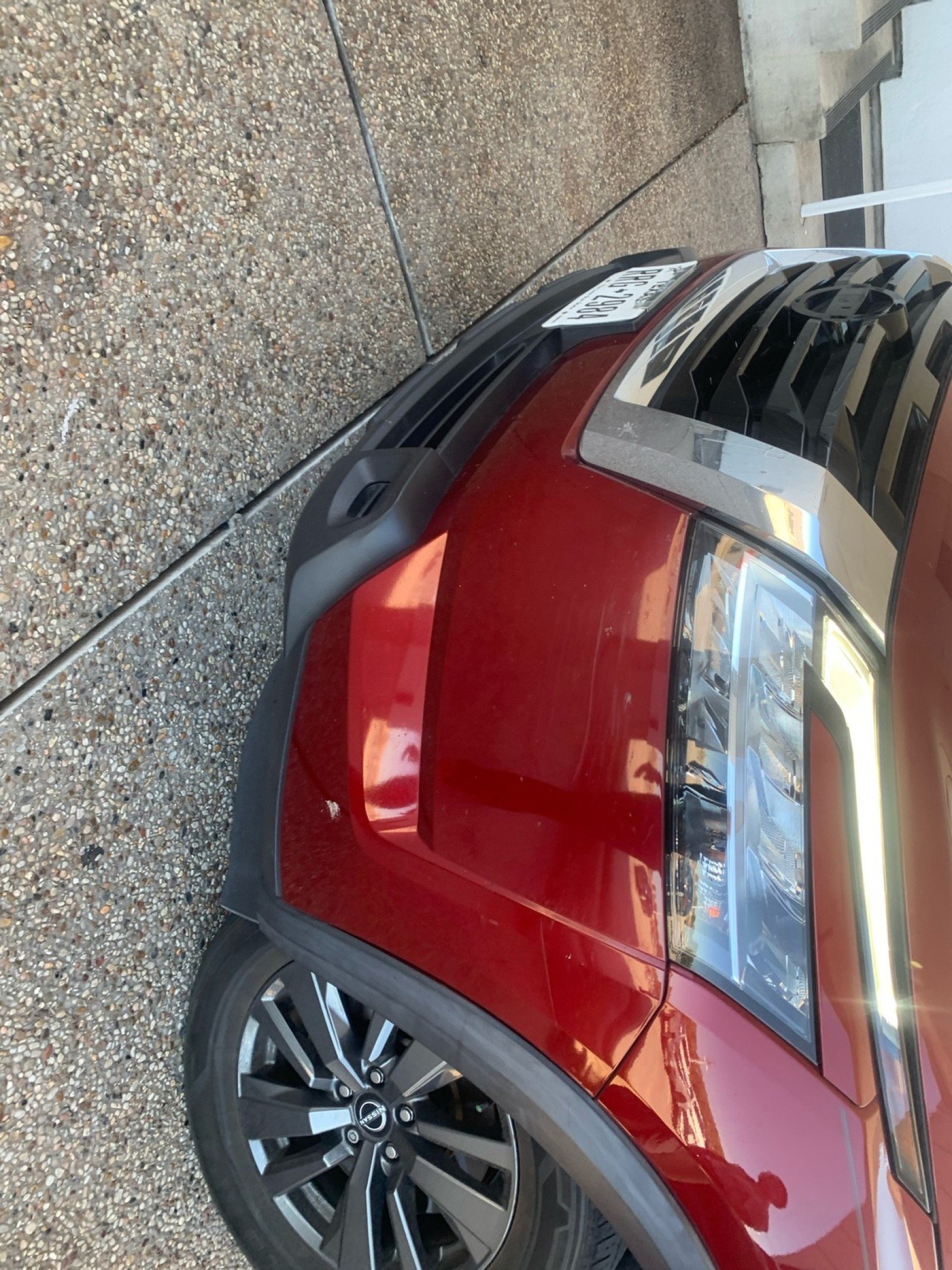 2022 Nissan Pathfinder photo 13 of 19
