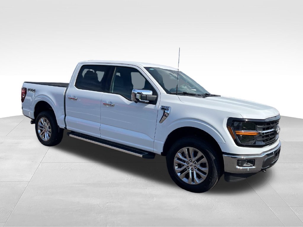 New 2026 Oxford White Ford XLT image 7
