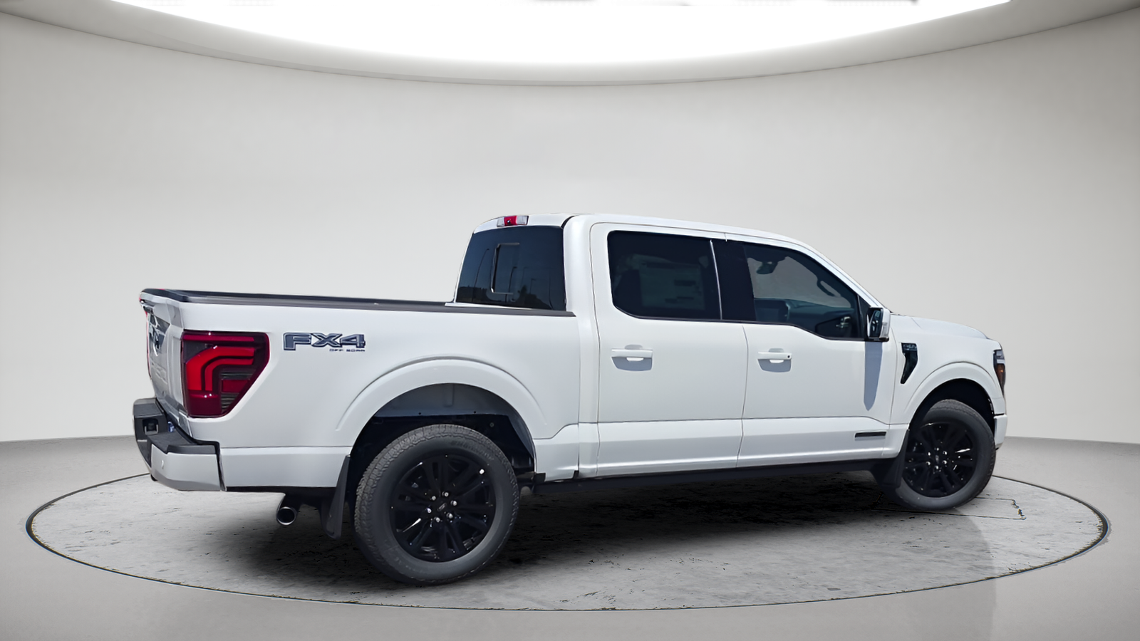 New 2026 Star White Metallic Tri-Coat Ford Platinum® image 6