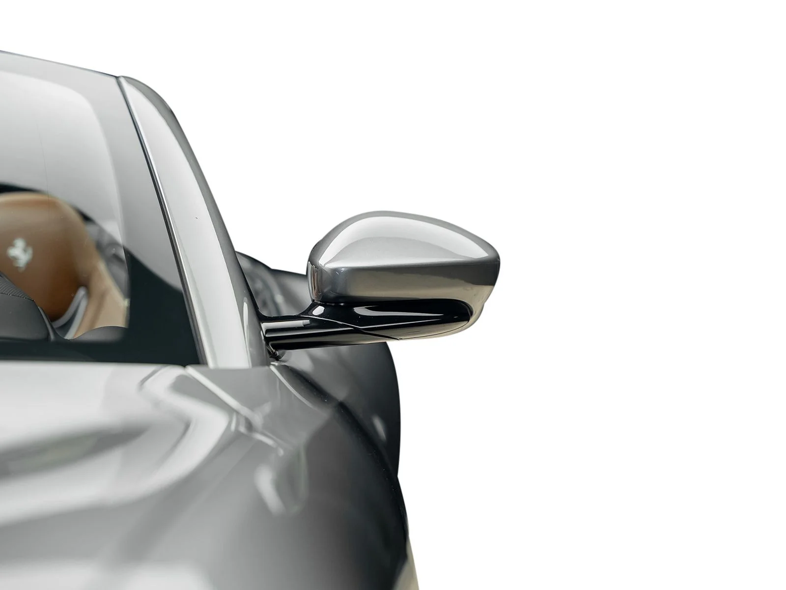 Used 2019 Gray Ferrari Base image 15