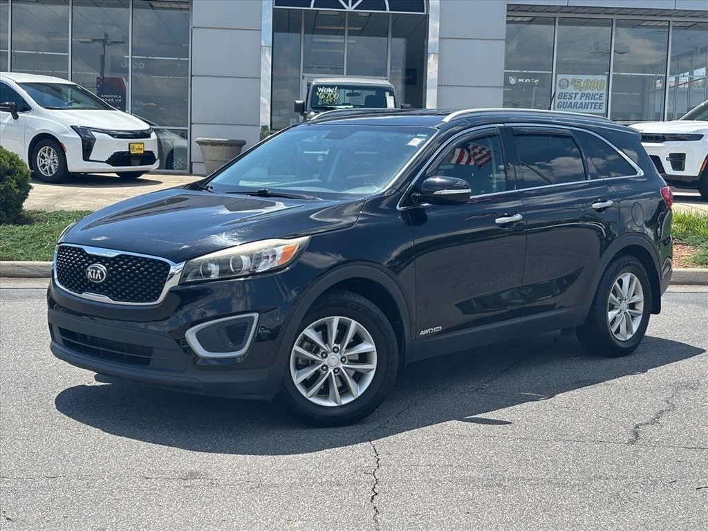 Used 2018 Black Kia LX image 2