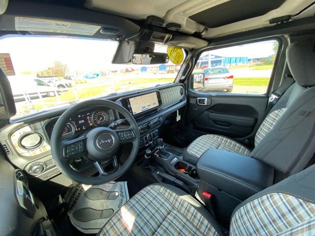 New 2026 Granite Crystal Metallic Clear-Coat Exterior Paint Jeep 85th Anniversary Edition image 13