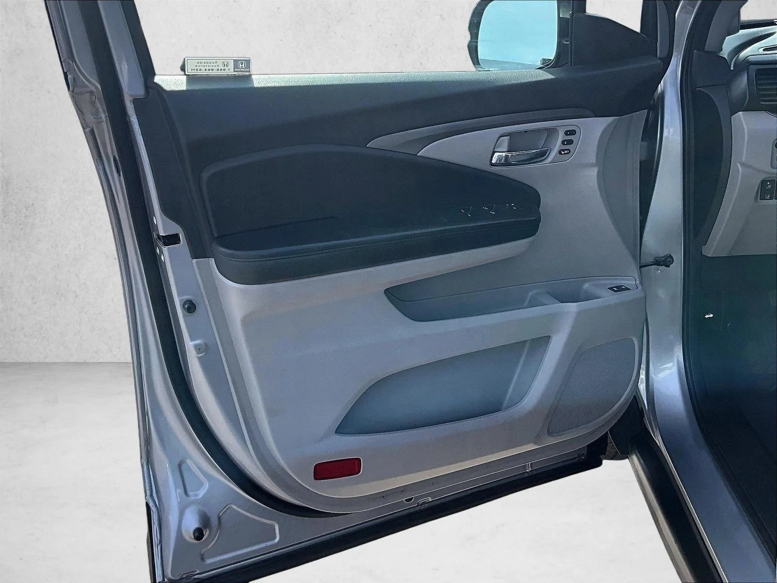 Used 2022 Lunar Silver Metallic Honda Special Edition image 18