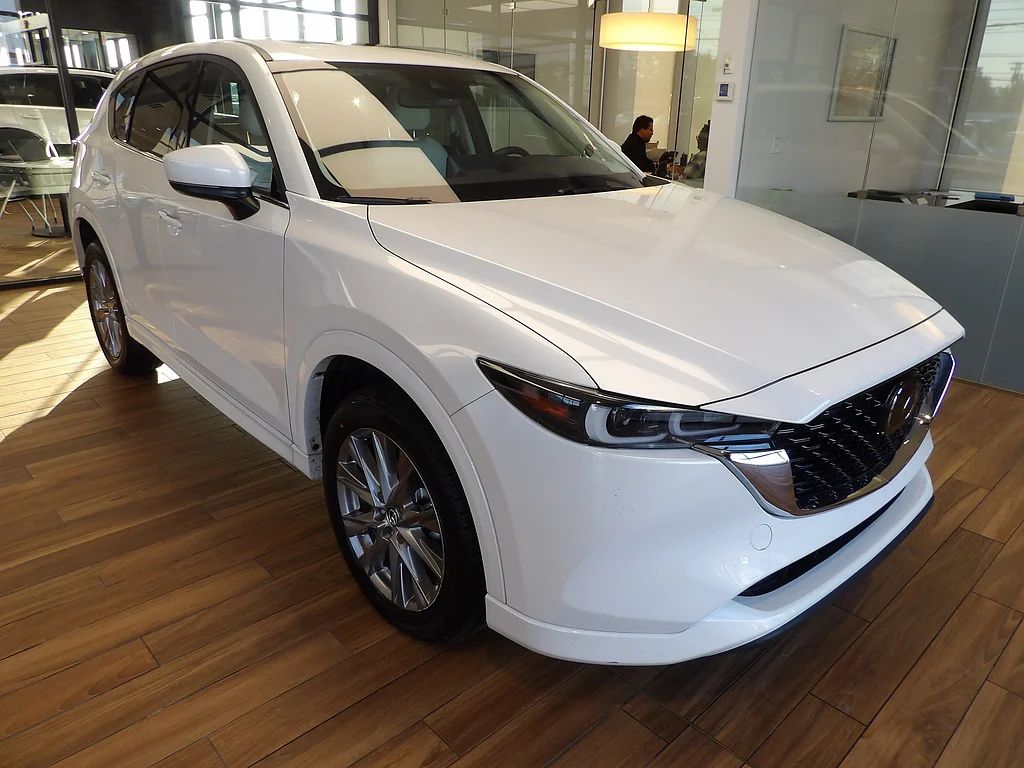 Certified Used 2024 Rhodium White Metallic Mazda 2.5 S Premium image 3