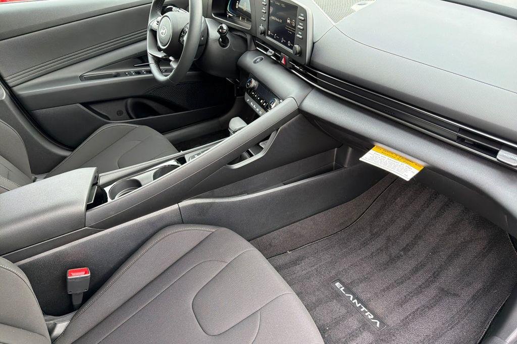 New 2026 Gray Hyundai SEL Sport Premium image 13